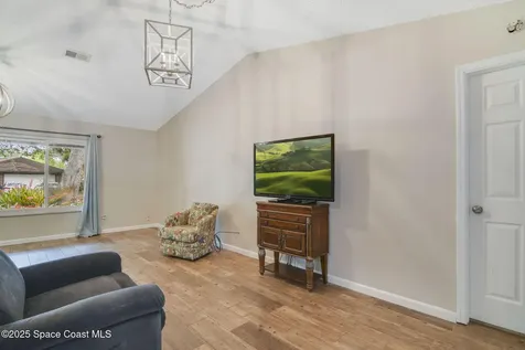 561 Klamath Street NE Palm Bay FL 32907