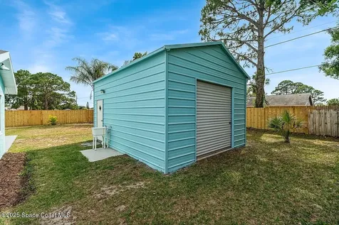 2135 18th Avenue SW Vero Beach FL 32962