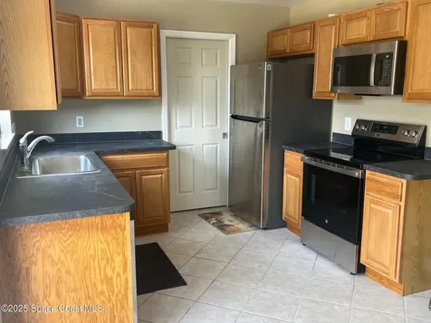562 Cherokee Avenue Melbourne FL 32935