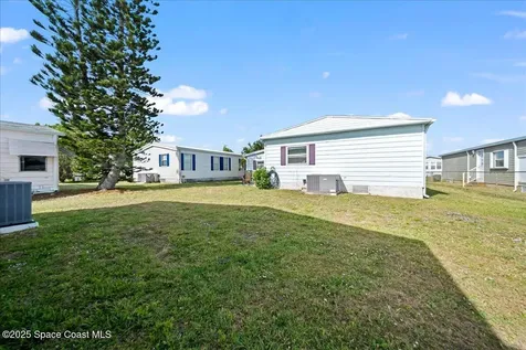 641 Hyacinth Circle Barefoot Bay FL 32976