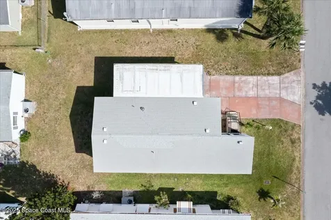 641 Hyacinth Circle Barefoot Bay FL 32976