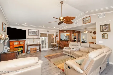 1181 Beacon Street NW Palm Bay FL 32907