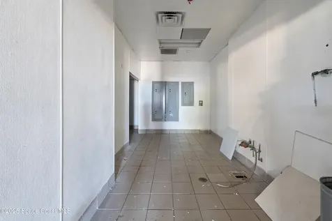 2 5th Avenue Indialantic FL 32903