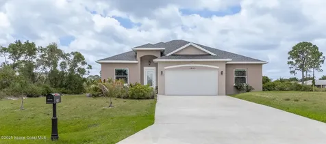 1662 Ricardo Street SE Palm Bay FL 32909