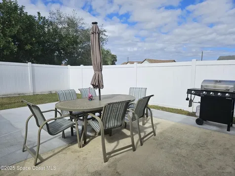 813 Pine Shadows Avenue Rockledge FL 32955