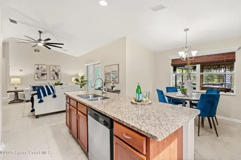 355 Dandurand Street SW Palm Bay FL 32908