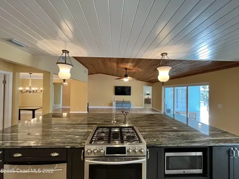 489 Carriage Road Satellite Beach FL 32937