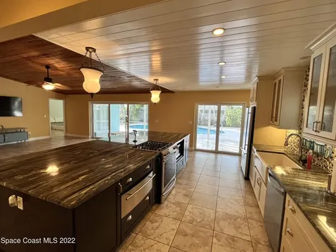 489 Carriage Road Satellite Beach FL 32937