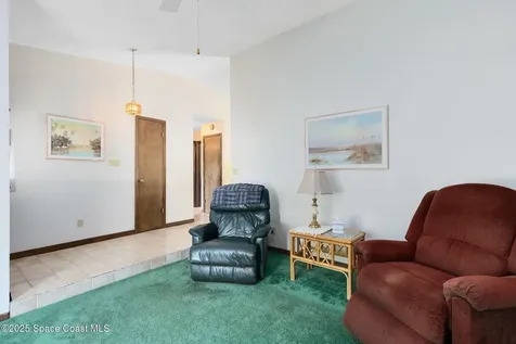 2560 Greenwood Drive Kissimmee FL 34744