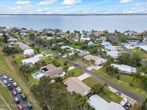 2059 Barracuda Avenue Melbourne Beach FL 32951