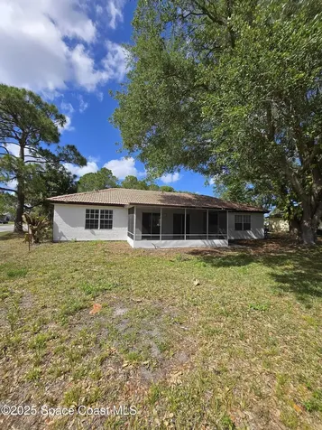 400 Koutnik Road SE Palm Bay FL 32909