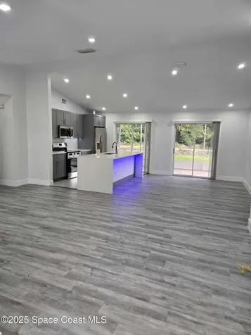 400 Koutnik Road SE Palm Bay FL 32909