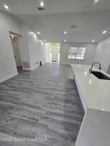 400 Koutnik Road SE Palm Bay FL 32909