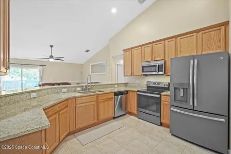 473 Wimpole Lane SW Palm Bay FL 32908