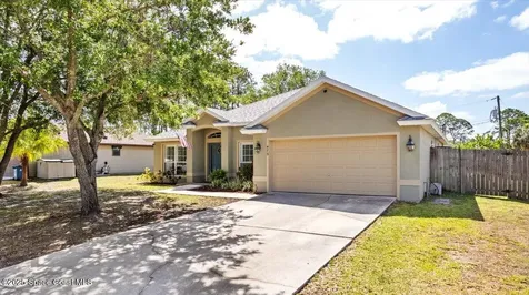 473 Wimpole Lane SW Palm Bay FL 32908