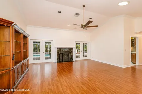 520 Bay Circle Indian Harbour Beach FL 32937