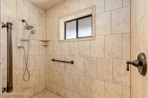 520 Bay Circle Indian Harbour Beach FL 32937