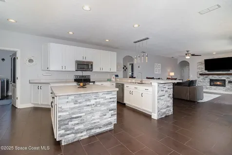 2739 Village Pine Terrace Orlando FL 32833