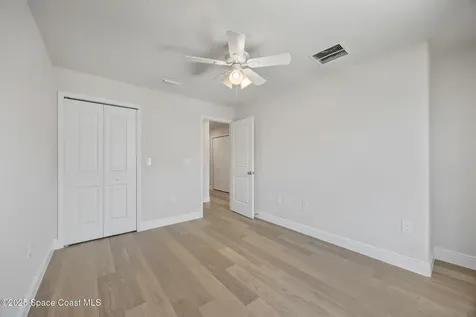 207-237 Hidden Woods Place Melbourne FL 32901