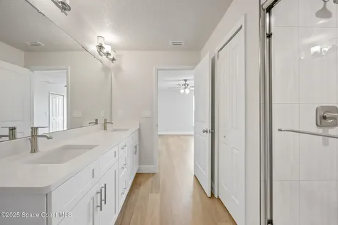 207-237 Hidden Woods Place Melbourne FL 32901