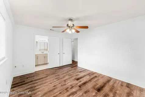 925 Bell Street Melbourne FL 32935