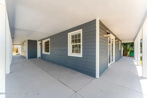 925 Bell Street Melbourne FL 32935