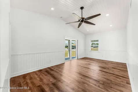 925 Bell Street Melbourne FL 32935