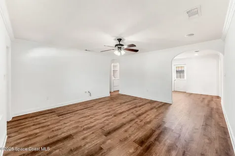 925 Bell Street Melbourne FL 32935