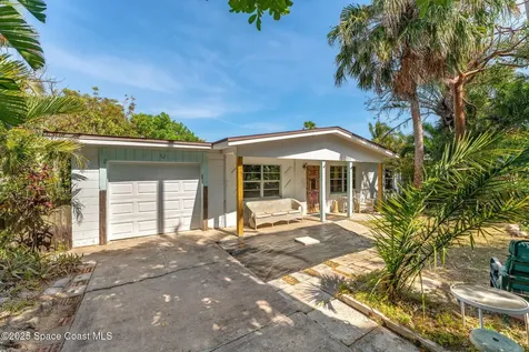 2035 N Shannon Avenue Indialantic FL 32903