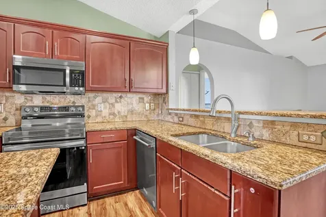 834 Boeing Street NE Palm Bay FL 32907