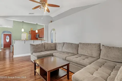 834 Boeing Street NE Palm Bay FL 32907