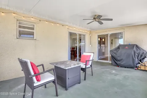 834 Boeing Street NE Palm Bay FL 32907