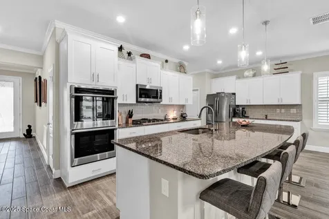 6020 Red Maple Manor Vero Beach FL 32966