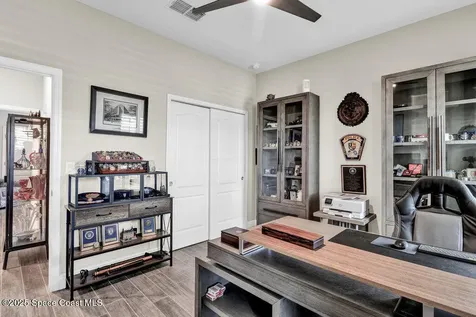 6020 Red Maple Manor Vero Beach FL 32966
