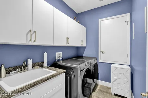 6020 Red Maple Manor Vero Beach FL 32966