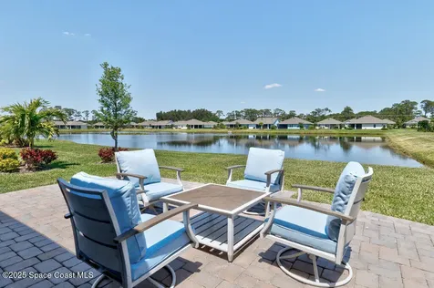 6020 Red Maple Manor Vero Beach FL 32966