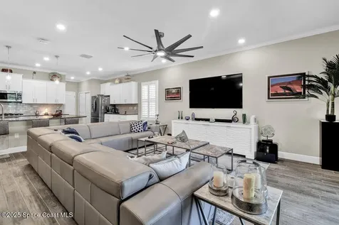 6020 Red Maple Manor Vero Beach FL 32966
