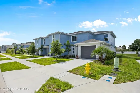 168-198 Hidden Woods Place Melbourne FL 32901