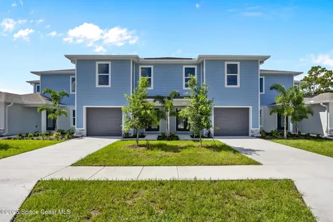 208-238 Hidden Woods Place Melbourne FL 32901