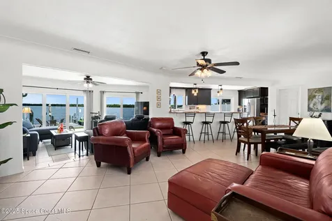 630 Paula Avenue Merritt Island FL 32953