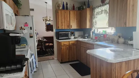 1381 Mann Avenue NW Palm Bay FL 32907