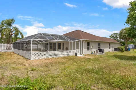 210 Benchor Road NW Palm Bay FL 32907