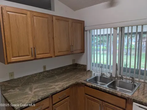 862 Aachen Avenue NW Palm Bay FL 32907