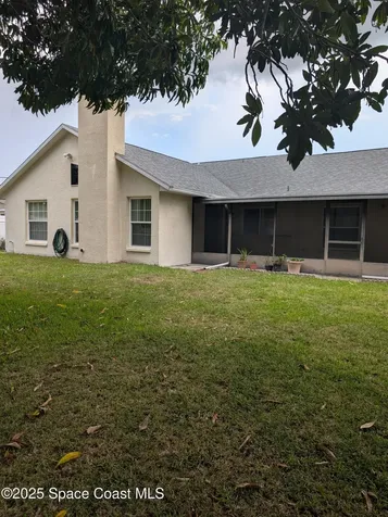 862 Aachen Avenue NW Palm Bay FL 32907