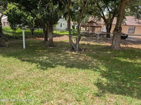 862 Aachen Avenue NW Palm Bay FL 32907