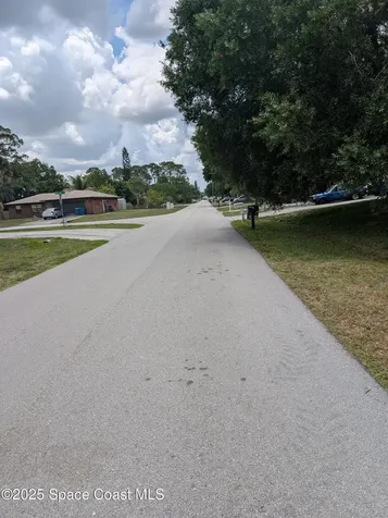 862 Aachen Avenue NW Palm Bay FL 32907
