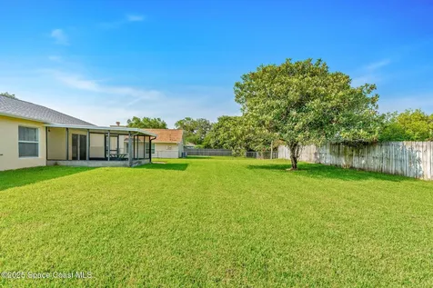 701 Agena Avenue NW Palm Bay FL 32907