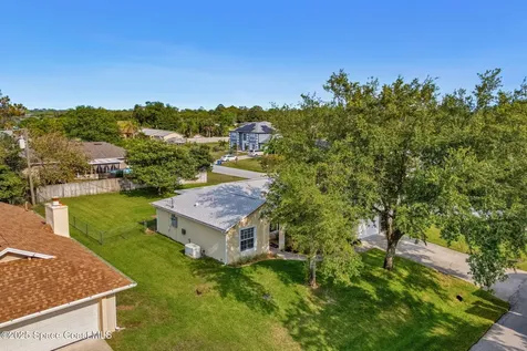 701 Agena Avenue NW Palm Bay FL 32907