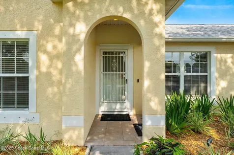 701 Agena Avenue NW Palm Bay FL 32907