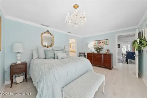 60 Alhambra Drive Merritt Island FL 32952